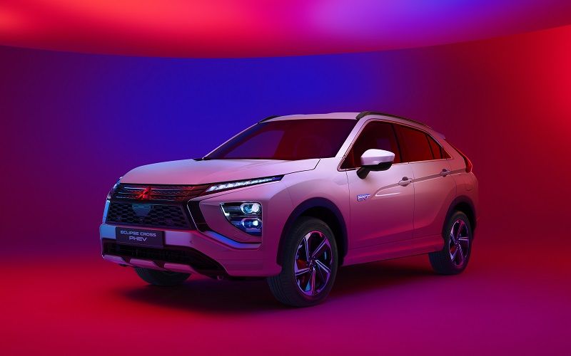 Mitsubishi Eclipse Cross Phev 2024 Sacha Thomasin